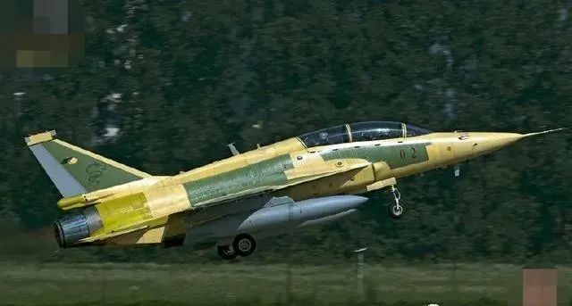 戰機