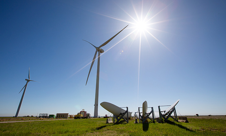 0922-cw-news-NREL-windblades1